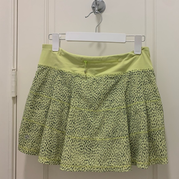 SOLD💛BNWOT ⭐️ LULULEMON PACE RIVAL SKIRT/SKORT LIME/YELLOW/GRAY DOTS-SIZE 6 REG - Picture 9 of 12